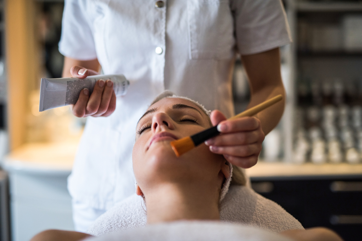 CAP Esthétique Cosmétique Parfumerie