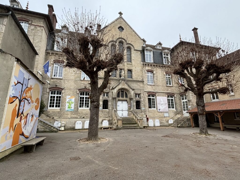 UFA SEVIGNE Compiègne